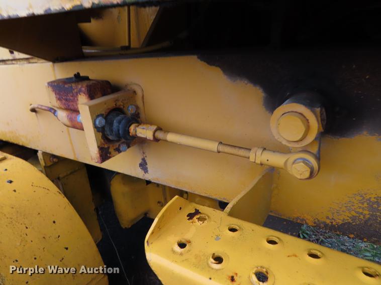 image for item DN9245 1966 Galion 104 Series B rigid frame motor grader