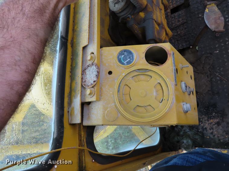 image for item DN9245 1966 Galion 104 Series B rigid frame motor grader