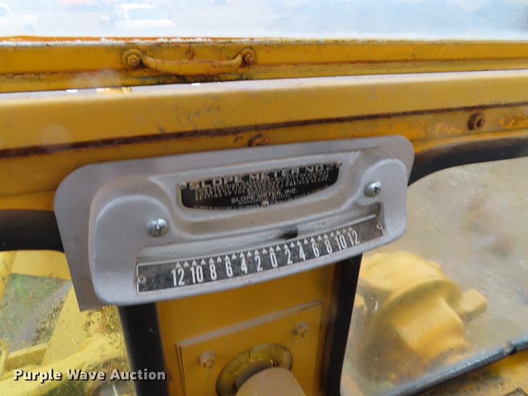image for item DN9245 1966 Galion 104 Series B rigid frame motor grader