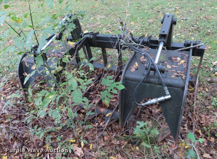 image for item DN9246 76"W root grapple skid steer bucket