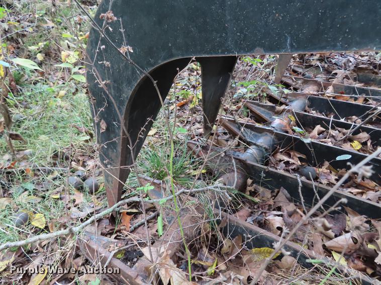 image for item DN9246 76"W root grapple skid steer bucket