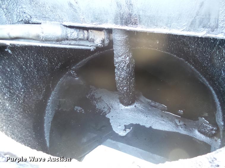 image for item DX9133 1998 Cimline 105D melter applicator