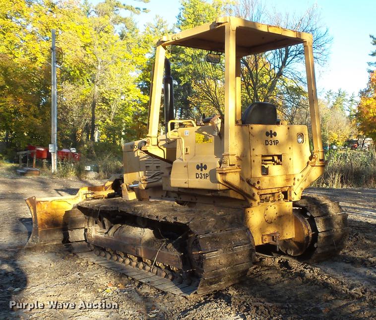 image for item DX9515 Komatsu D31P dozer