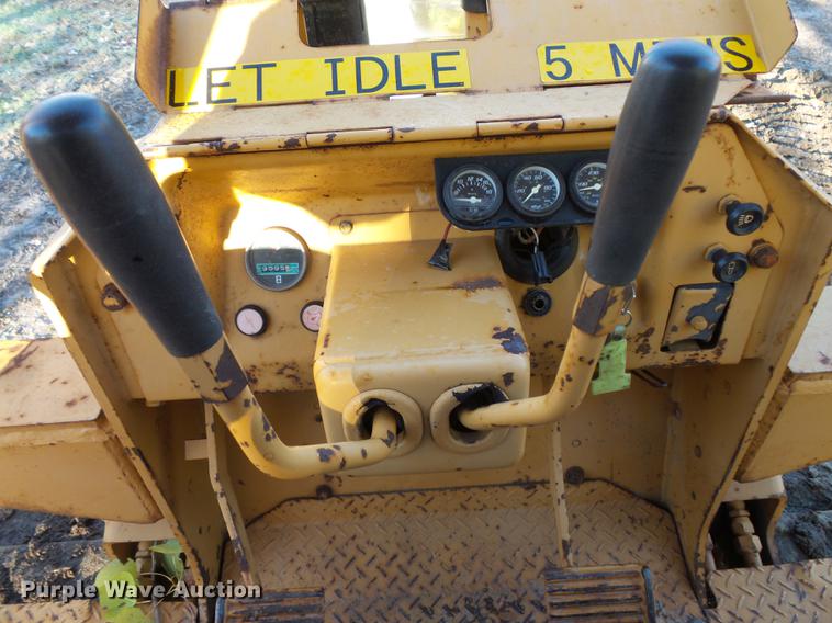 image for item DX9515 Komatsu D31P dozer