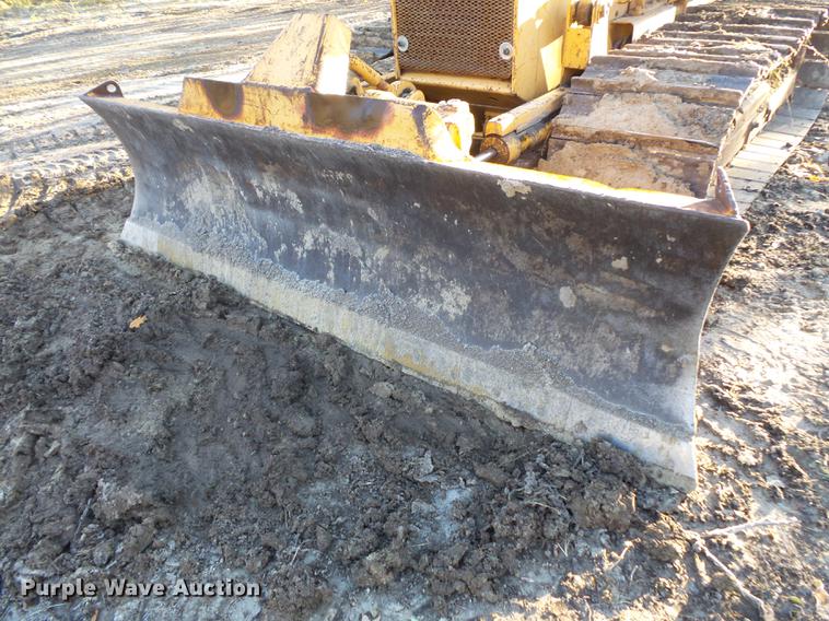 image for item DX9515 Komatsu D31P dozer