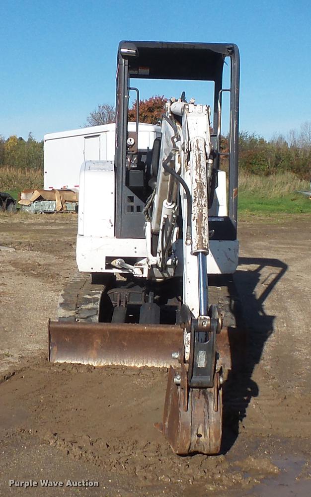 image for item DX9518 1996 Bobcat 325 mini excavator