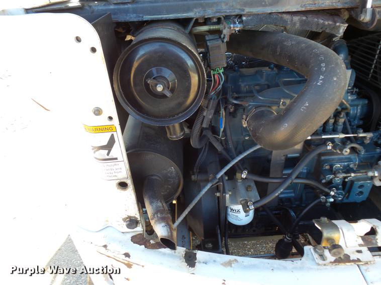 image for item DX9518 1996 Bobcat 325 mini excavator