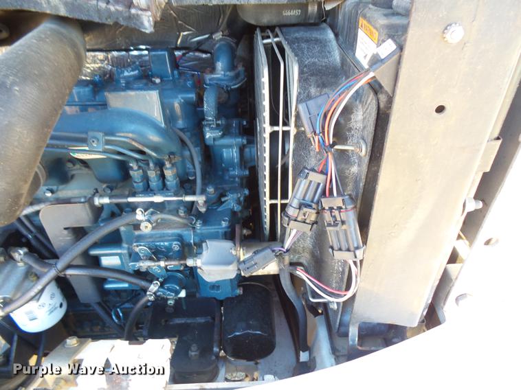 image for item DX9518 1996 Bobcat 325 mini excavator