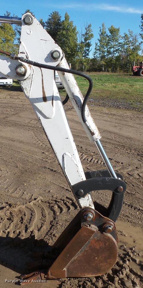 image for item DX9518 1996 Bobcat 325 mini excavator