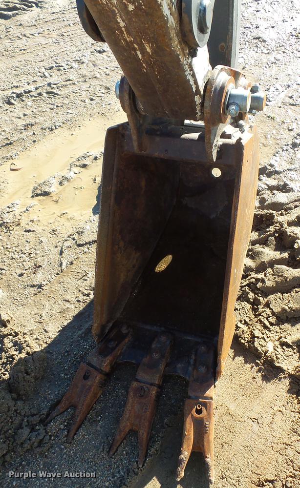 image for item DX9518 1996 Bobcat 325 mini excavator