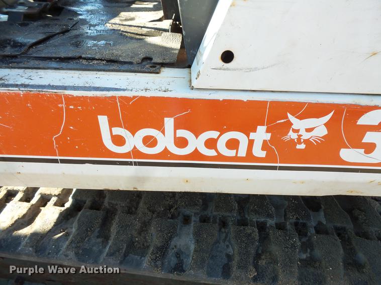image for item DX9518 1996 Bobcat 325 mini excavator