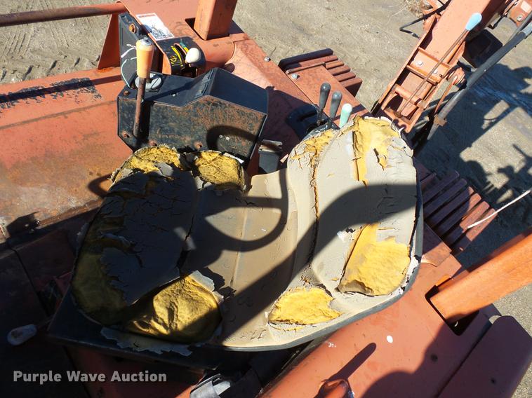 image for item DX9519 1996 Ditch Witch 8020T vibratory cable plow
