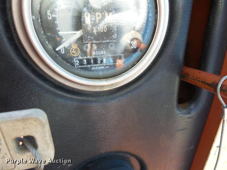 image for item DX9519 1996 Ditch Witch 8020T vibratory cable plow