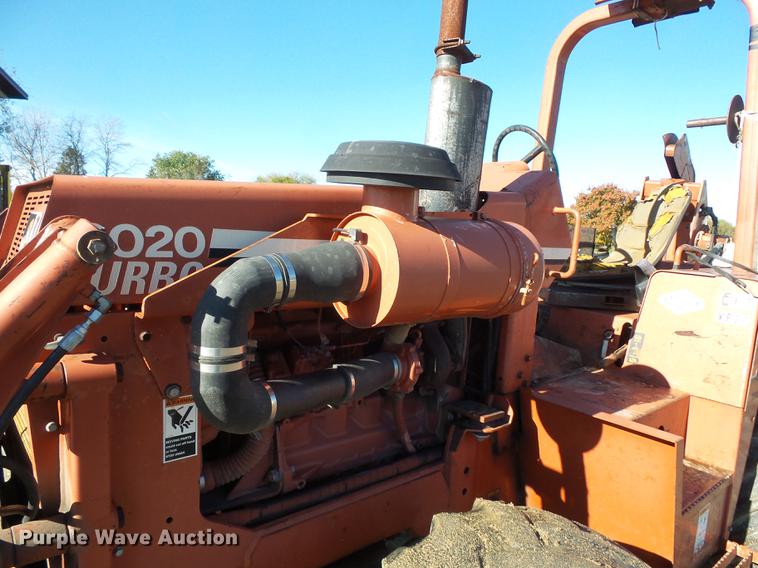 image for item DX9519 1996 Ditch Witch 8020T vibratory cable plow