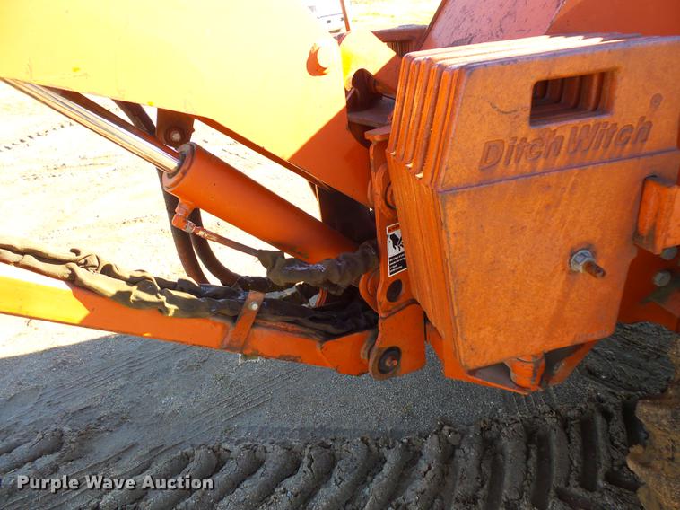 image for item DX9519 1996 Ditch Witch 8020T vibratory cable plow