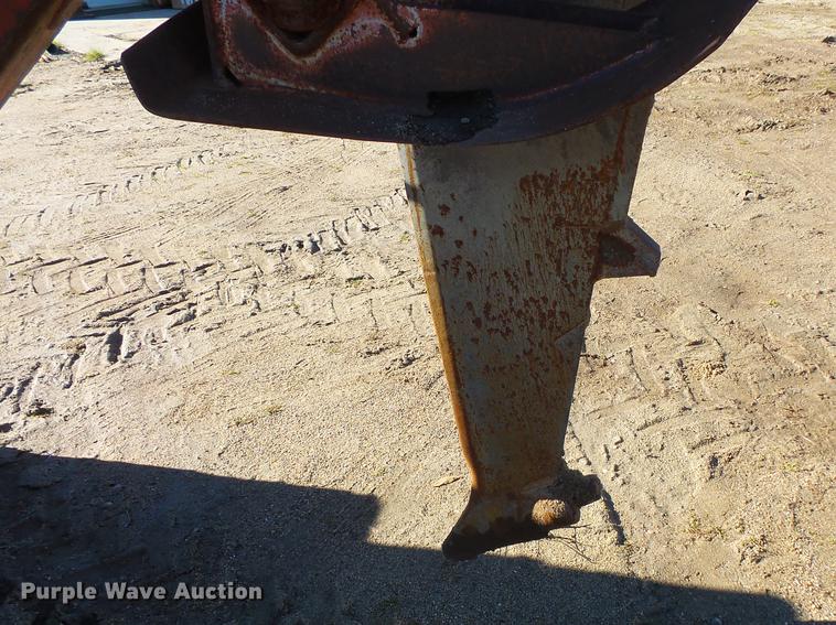 image for item DX9519 1996 Ditch Witch 8020T vibratory cable plow