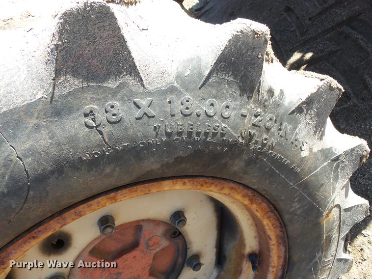 image for item DX9519 1996 Ditch Witch 8020T vibratory cable plow