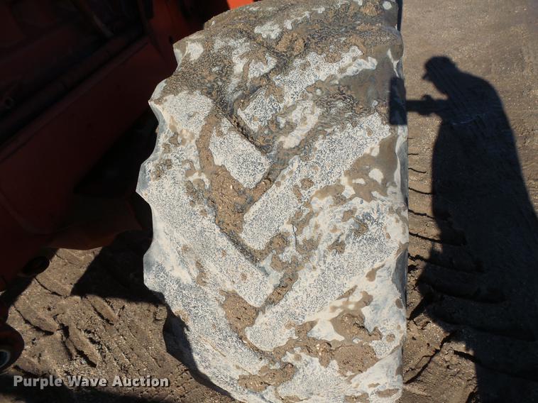 image for item DX9519 1996 Ditch Witch 8020T vibratory cable plow