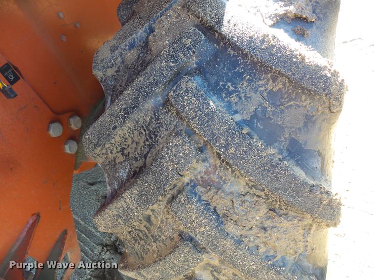 image for item DX9519 1996 Ditch Witch 8020T vibratory cable plow