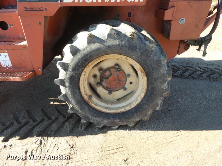 image for item DX9519 1996 Ditch Witch 8020T vibratory cable plow