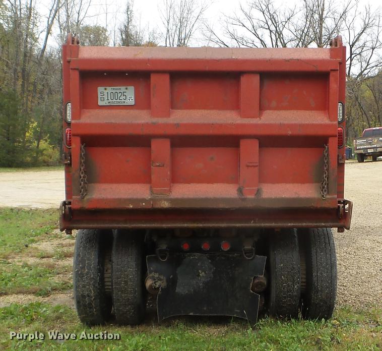 image for item DX9523 1992 Ford L9000 dump truck