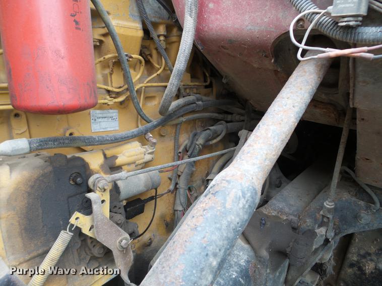 image for item DX9523 1992 Ford L9000 dump truck