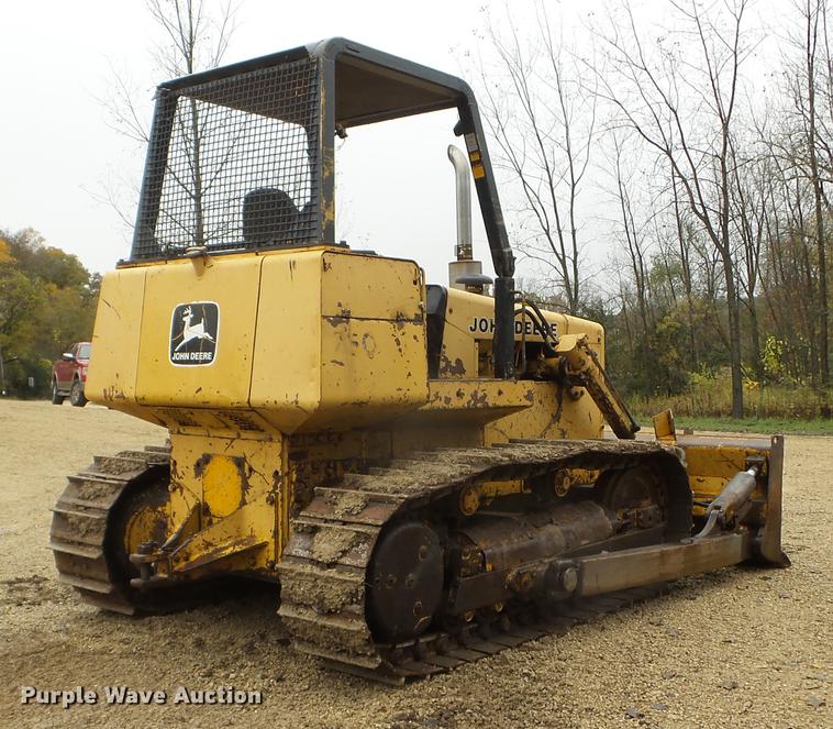 image for item DX9524 1976 John Deere 750 dozer