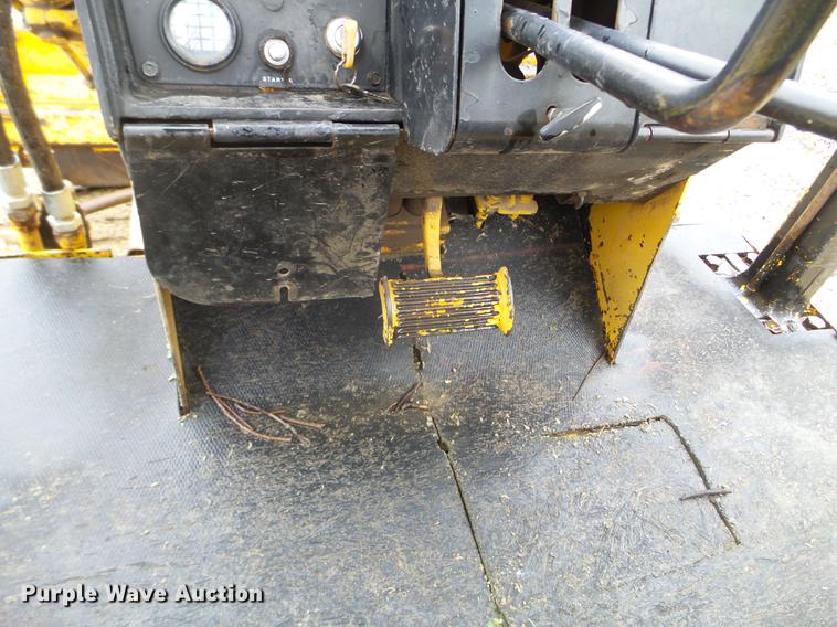 image for item DX9524 1976 John Deere 750 dozer