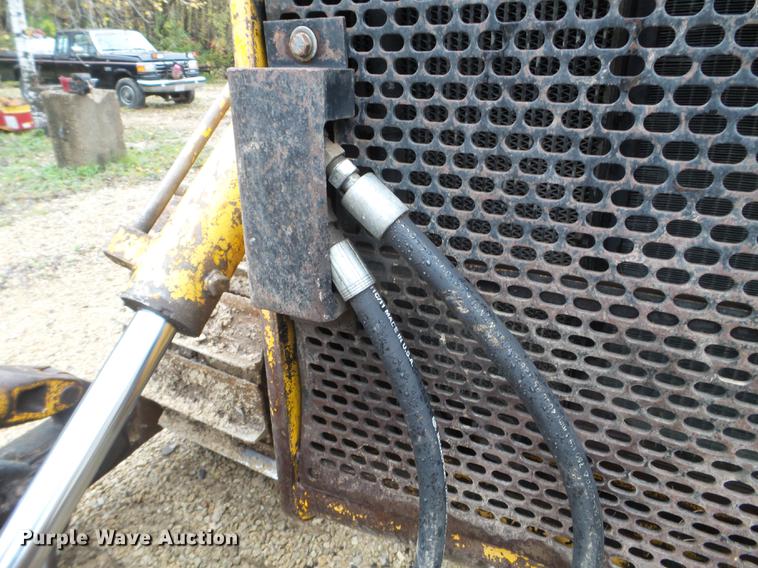 image for item DX9524 1976 John Deere 750 dozer