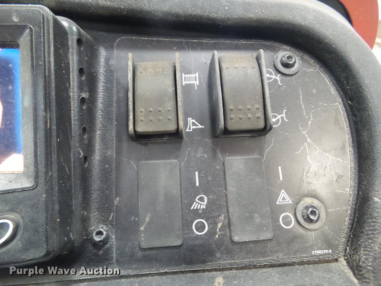 image for item DZ9451 2012 Ditch Witch RT80 Quad cable plow