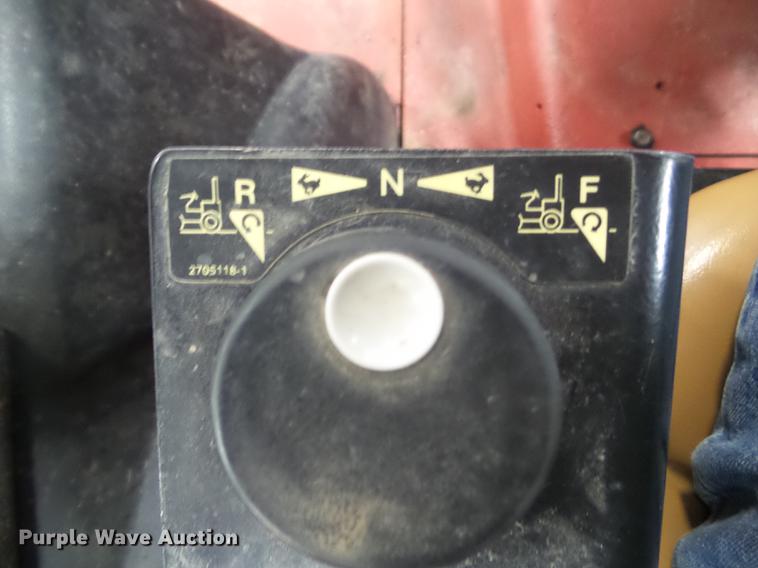 image for item DZ9451 2012 Ditch Witch RT80 Quad cable plow