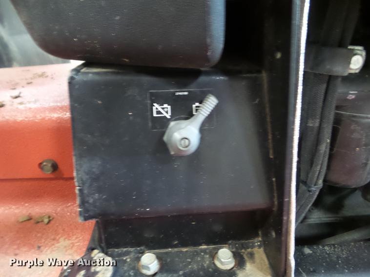 image for item DZ9451 2012 Ditch Witch RT80 Quad cable plow