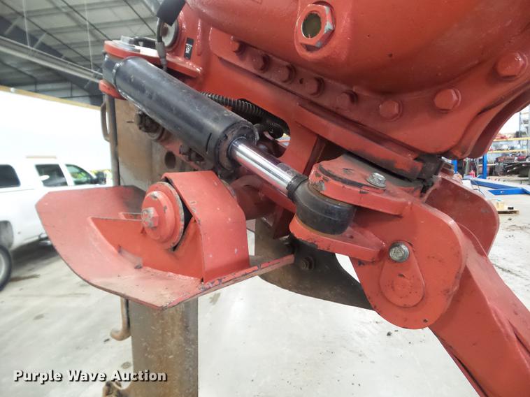 image for item DZ9451 2012 Ditch Witch RT80 Quad cable plow