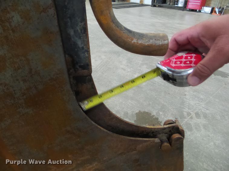 image for item DZ9451 2012 Ditch Witch RT80 Quad cable plow