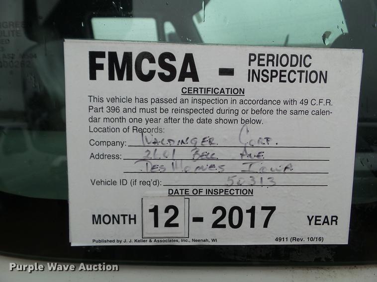 image for item DZ9455 2004 International 4300 dump truck