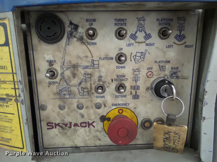 image for item DZ9457 1999 Sky Jack SKJ6 boom lift