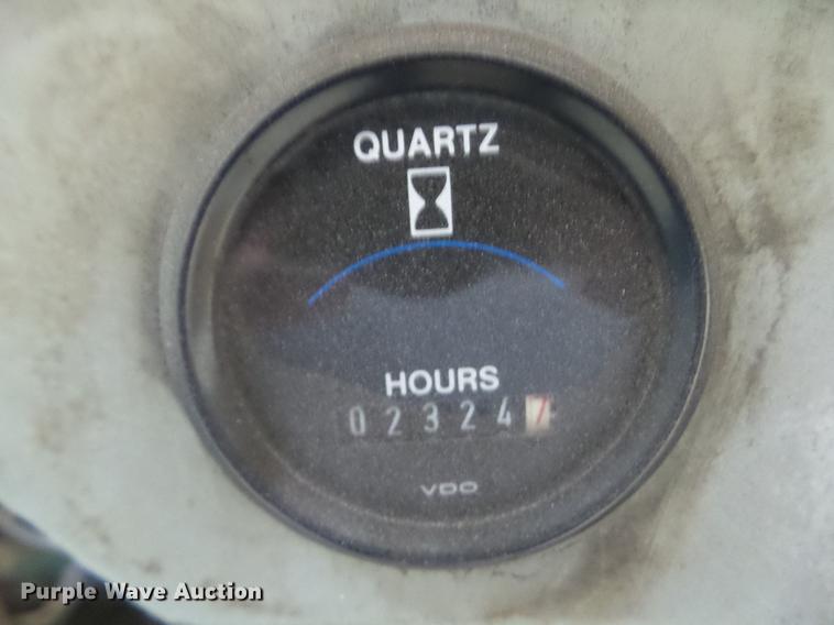 image for item DZ9457 1999 Sky Jack SKJ6 boom lift