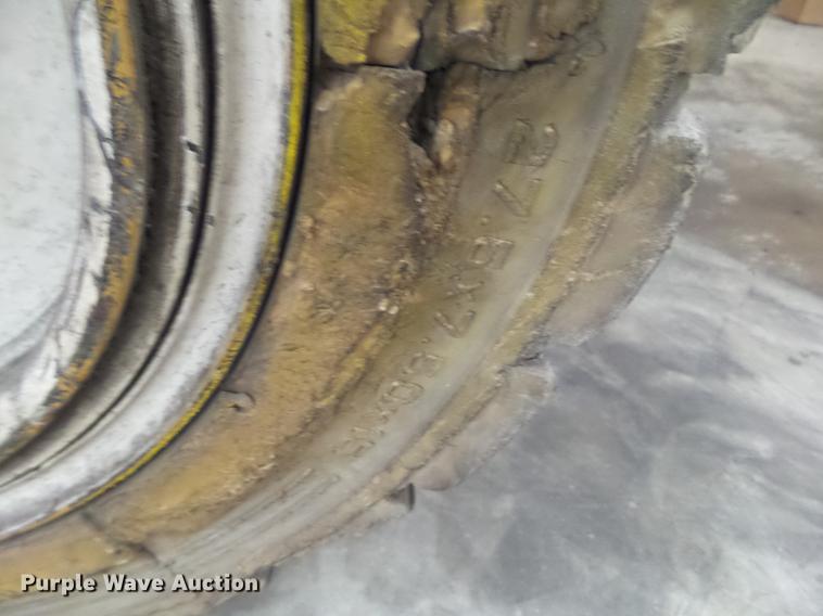 image for item DZ9457 1999 Sky Jack SKJ6 boom lift