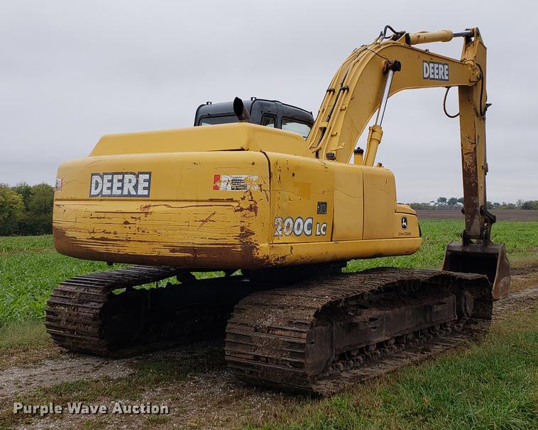 image for item EF9929 2005 John Deere 200C LC excavator