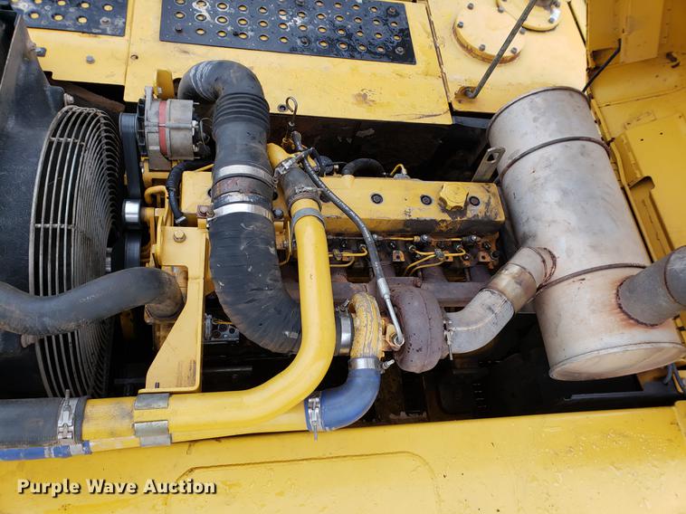 image for item EF9929 2005 John Deere 200C LC excavator