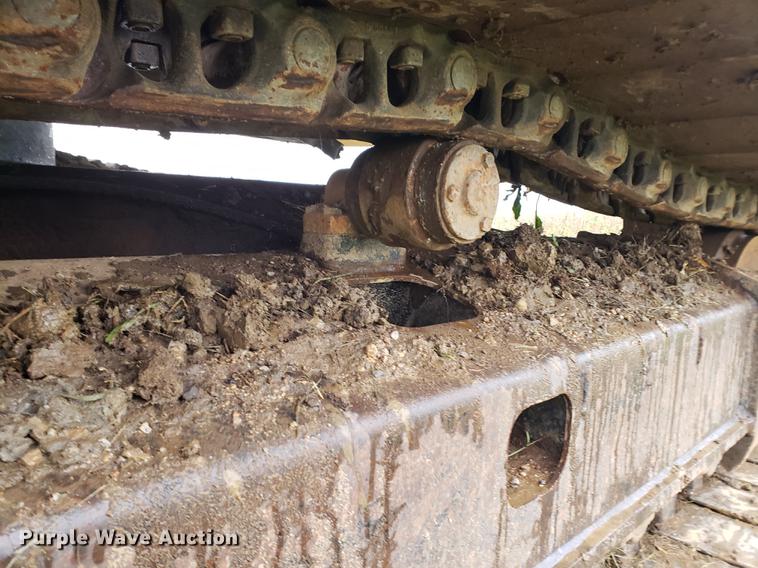 image for item EF9929 2005 John Deere 200C LC excavator