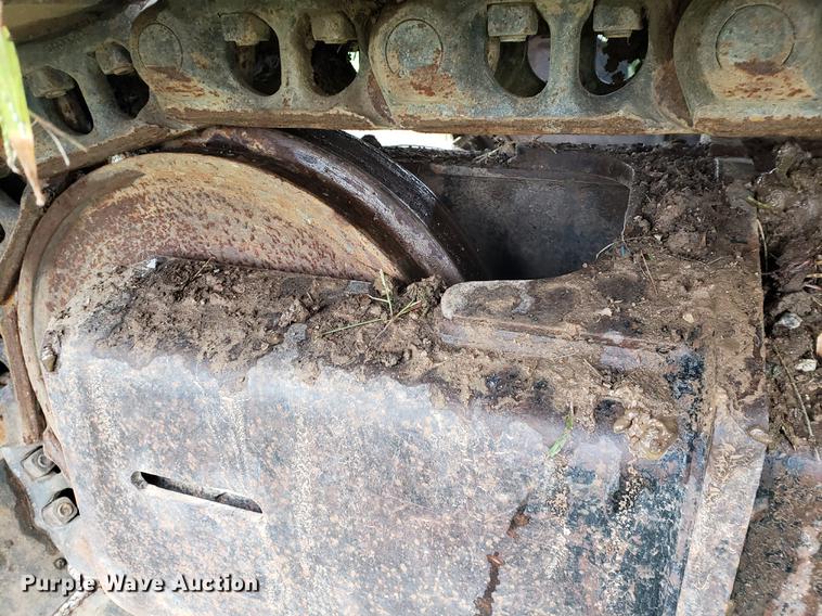 image for item EF9929 2005 John Deere 200C LC excavator