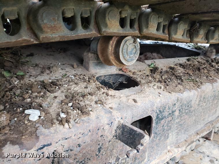 image for item EF9929 2005 John Deere 200C LC excavator