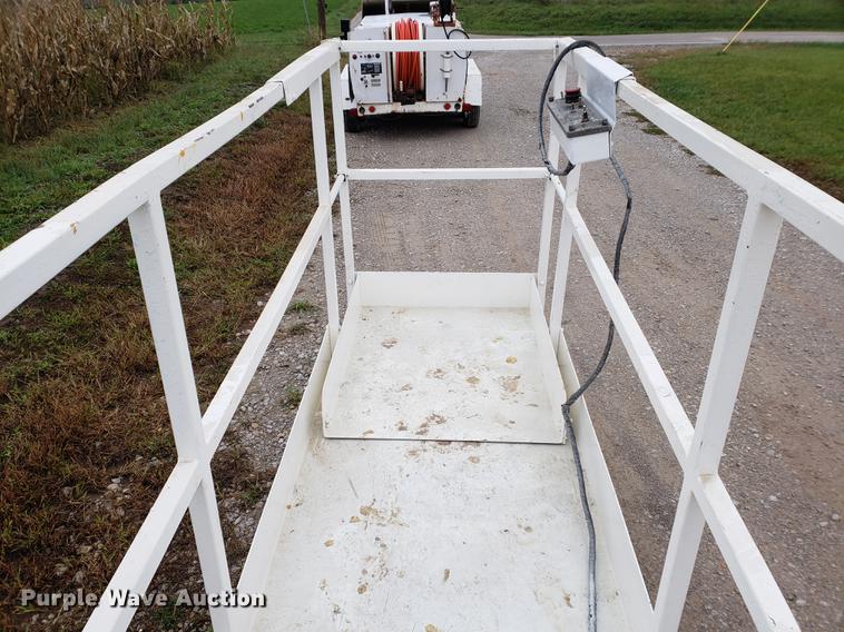image for item EF9931 Simon L2034E scissor lift