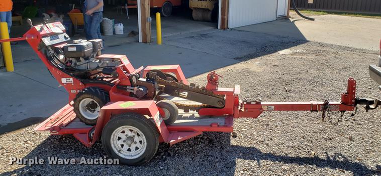 image for item EF9965 2012 Barreto trencher with trailer