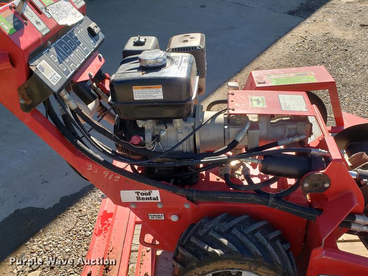 image for item EF9965 2012 Barreto trencher with trailer