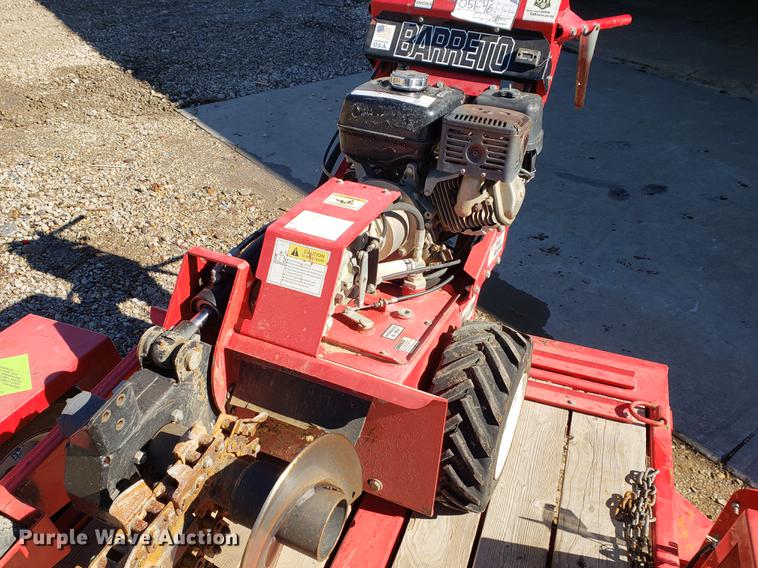 image for item EF9965 2012 Barreto trencher with trailer