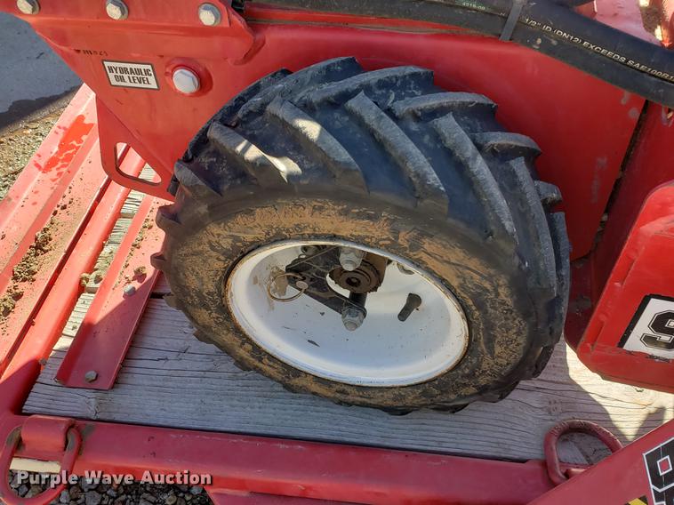 image for item EF9965 2012 Barreto trencher with trailer