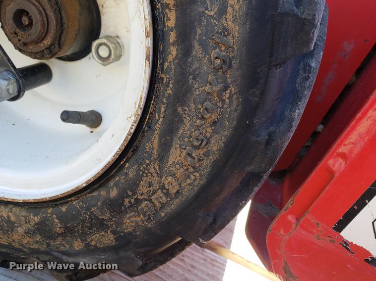 image for item EF9965 2012 Barreto trencher with trailer