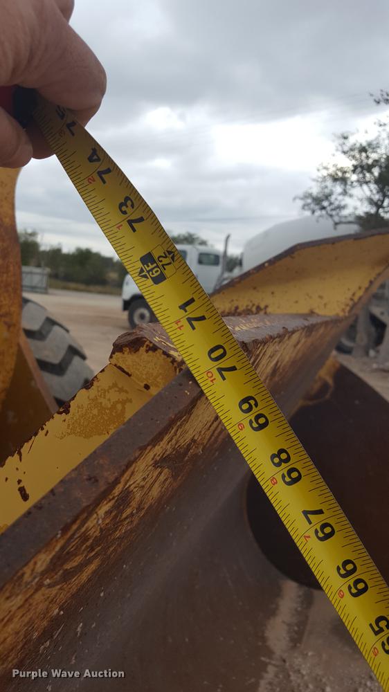 image for item EI9676 2011 Caterpillar 972K wheel loader